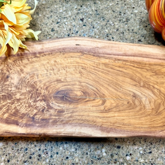 NWT Trader Joe's Olive Wood Serving & Cutting Board - Picture 2 of 8